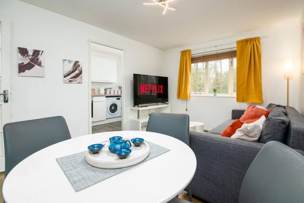 The Telegraph Place London Luaran gambar