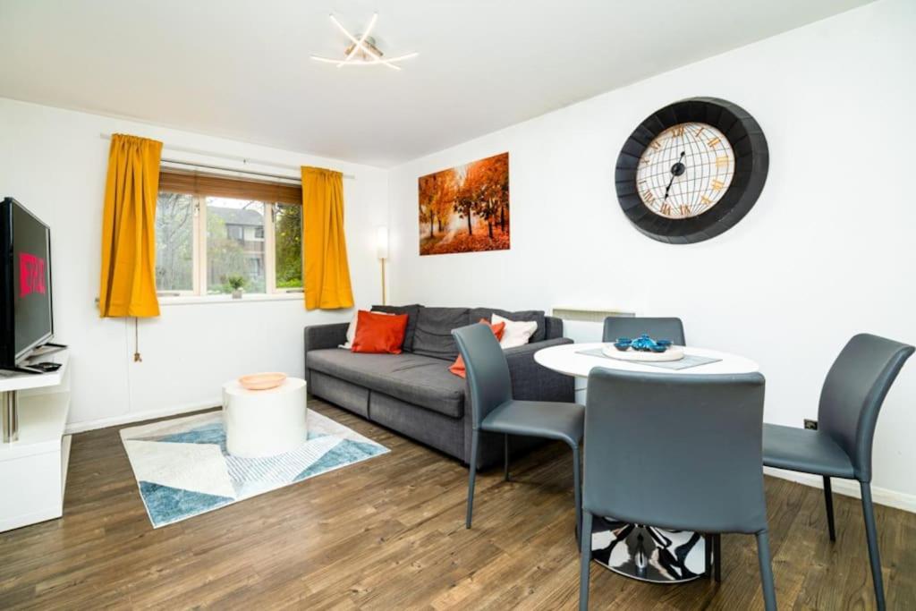 The Telegraph Place London Luaran gambar